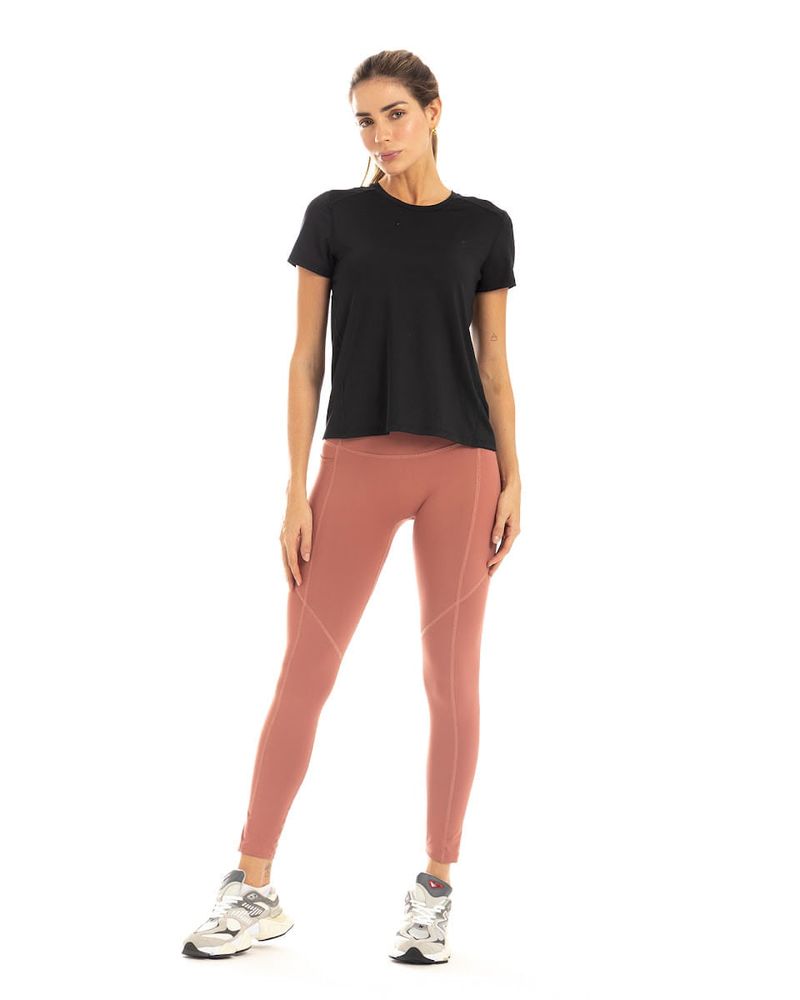 Camiseta-Con-Abertura-En-Espalda-Color-Negro-Para-Mujer-