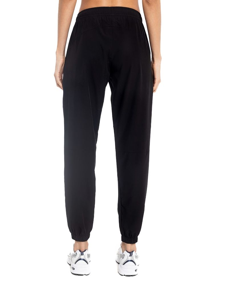 PANTALON-TIPO-JOGGER