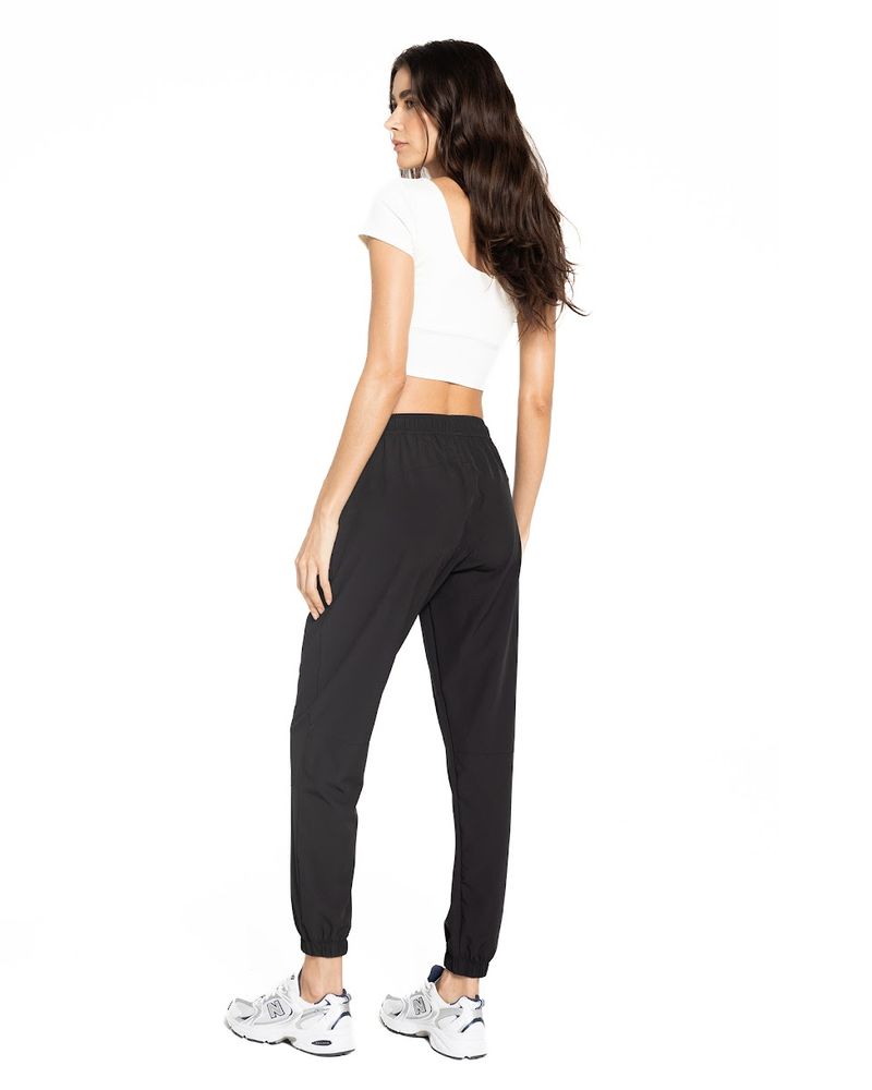 PANTALON-TIPO-JOGGER