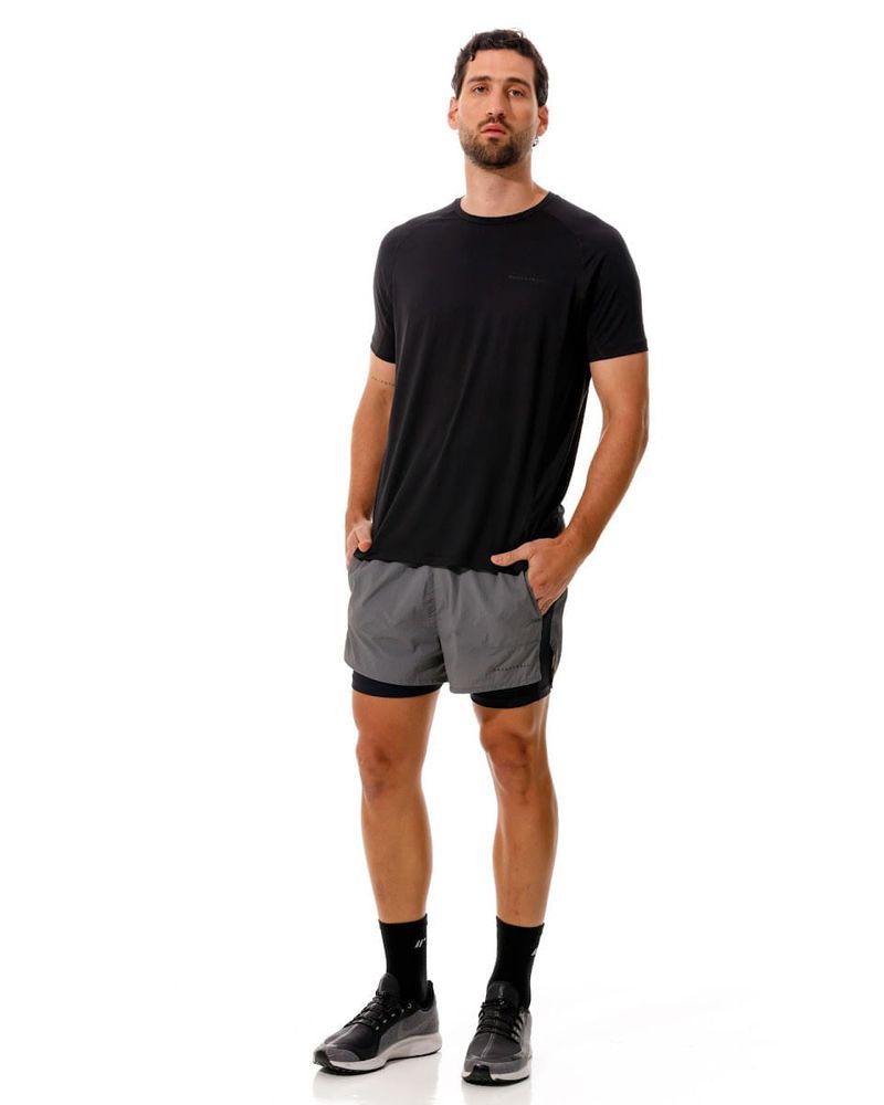 Camiseta-Bloques-En-Malla-Color-Negro-Para-Hombre-