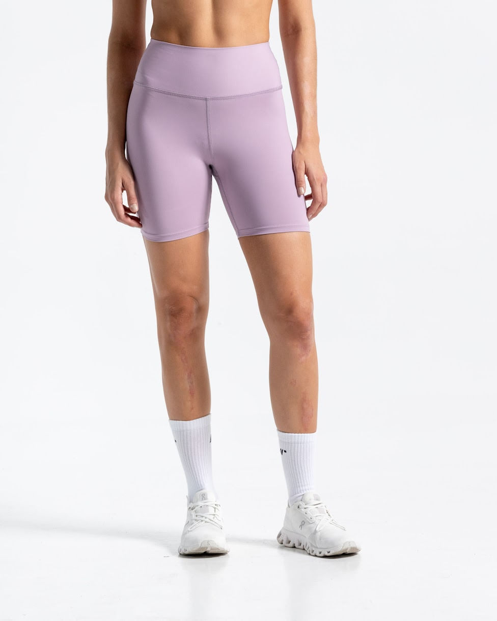Short Biker Esencial,  Color Mora Para Mujer