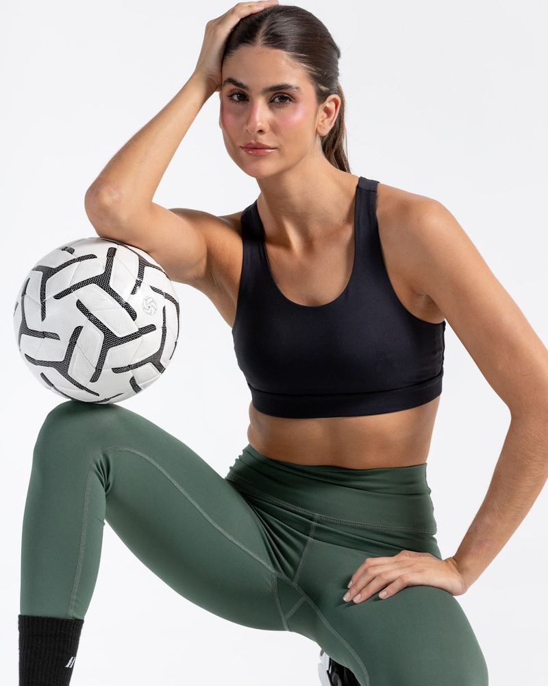 Top-Esencial-Sesgos--Color-Negro--Para-Mujer--