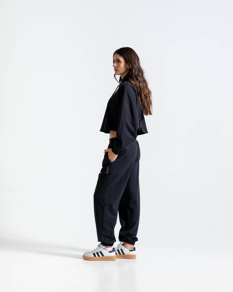 Buzo-Corto-Oversize--Color-Negro--Para-Mujer