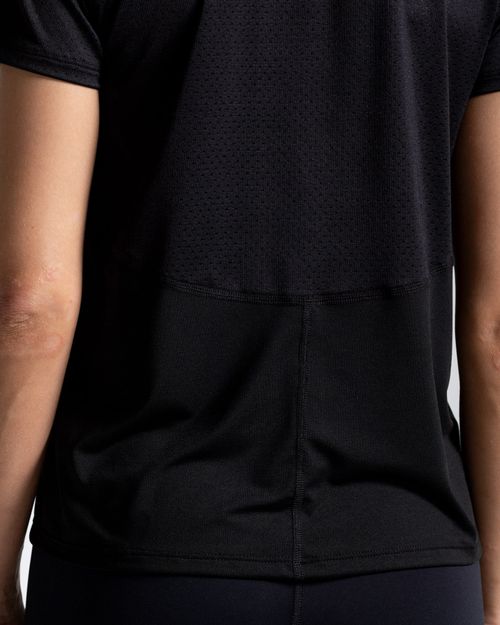 Camiseta Equilibrio Con Panel en Malla, Color Negro Para Mujer