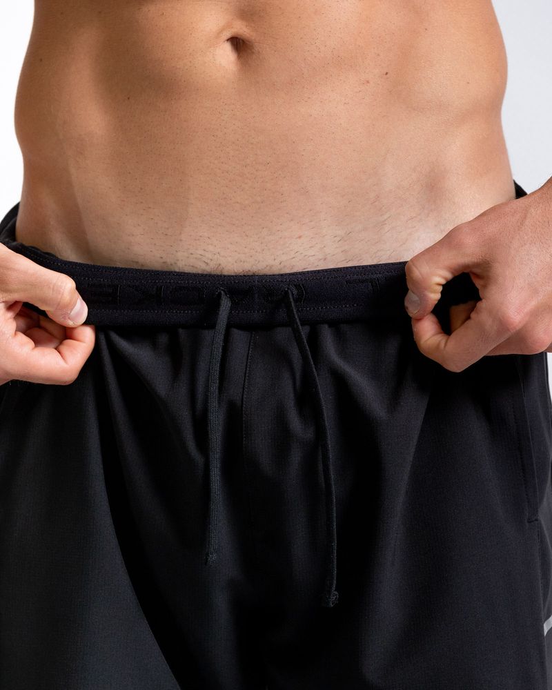 21713-PANTALONETA-DEPORTIVA-NEGRO-HOMBRE-PANTALONETAS-RACKETBALL-7701650930060-3.jpg