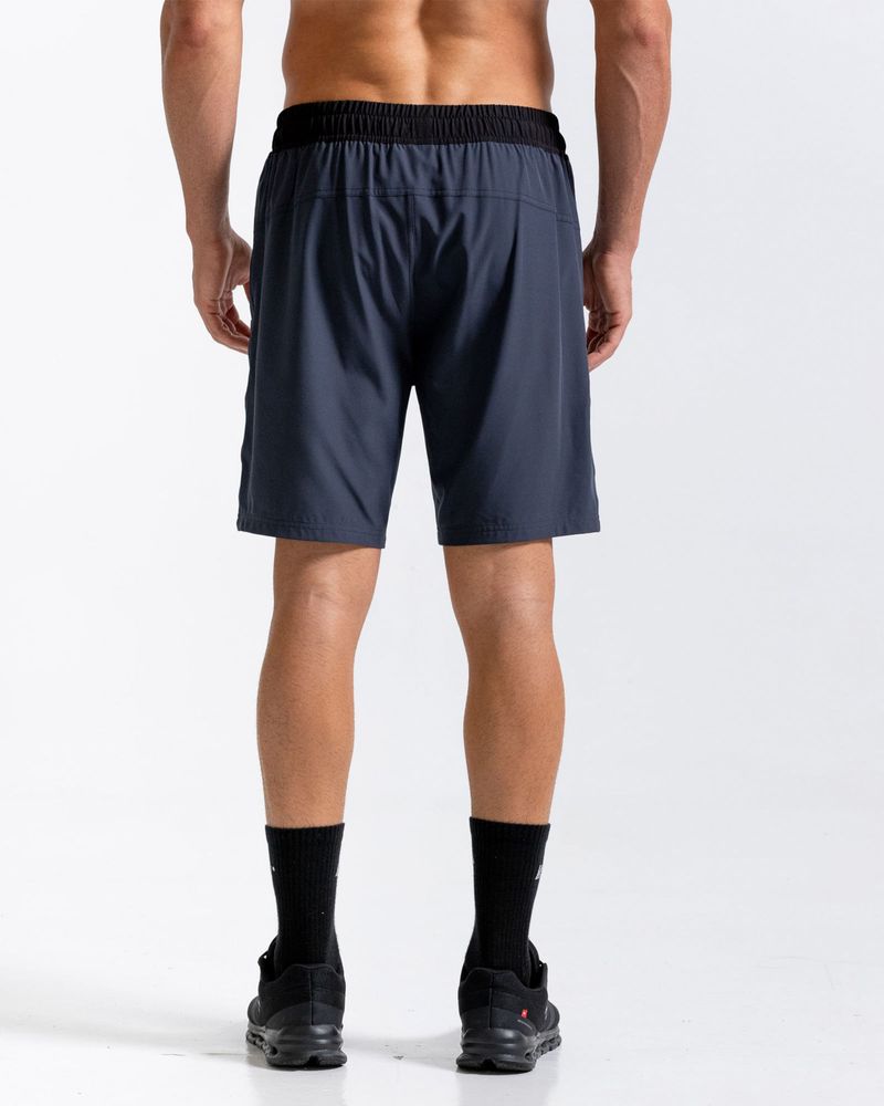 Pantaloneta-Deportiva-Color-Gris-Oscuro-Para-Hombre-