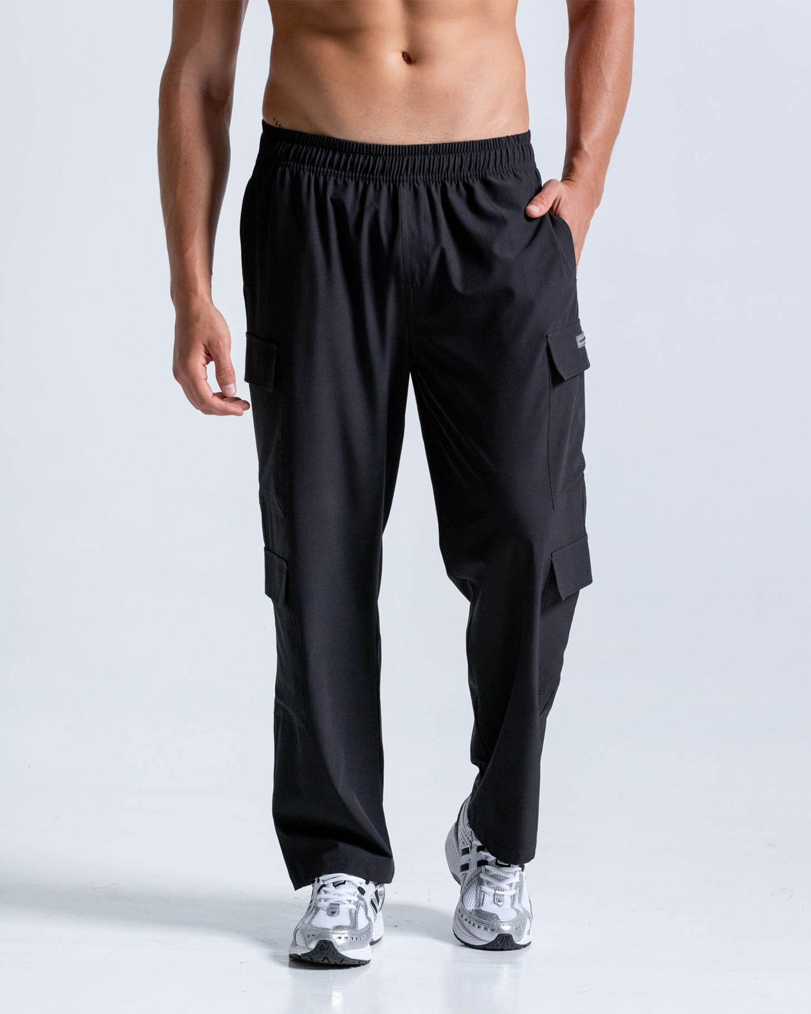 Pantalón Cargo Con Bota Recta,  Color Negro  Para Hombre