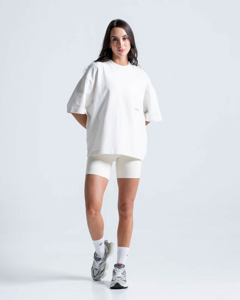 04981-Camiseta-Oversized-Con-Estampado-MARFIL-Unisex-Camisetas-Racketball-7701650983271-5.jpg