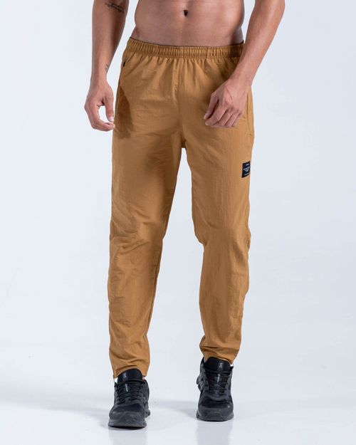 Pantalón Con Bota Ajustable,  Color Cafe Para Hombre