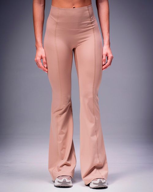 Leggings Bota Amplia,  Color ARENA  Para Mujer